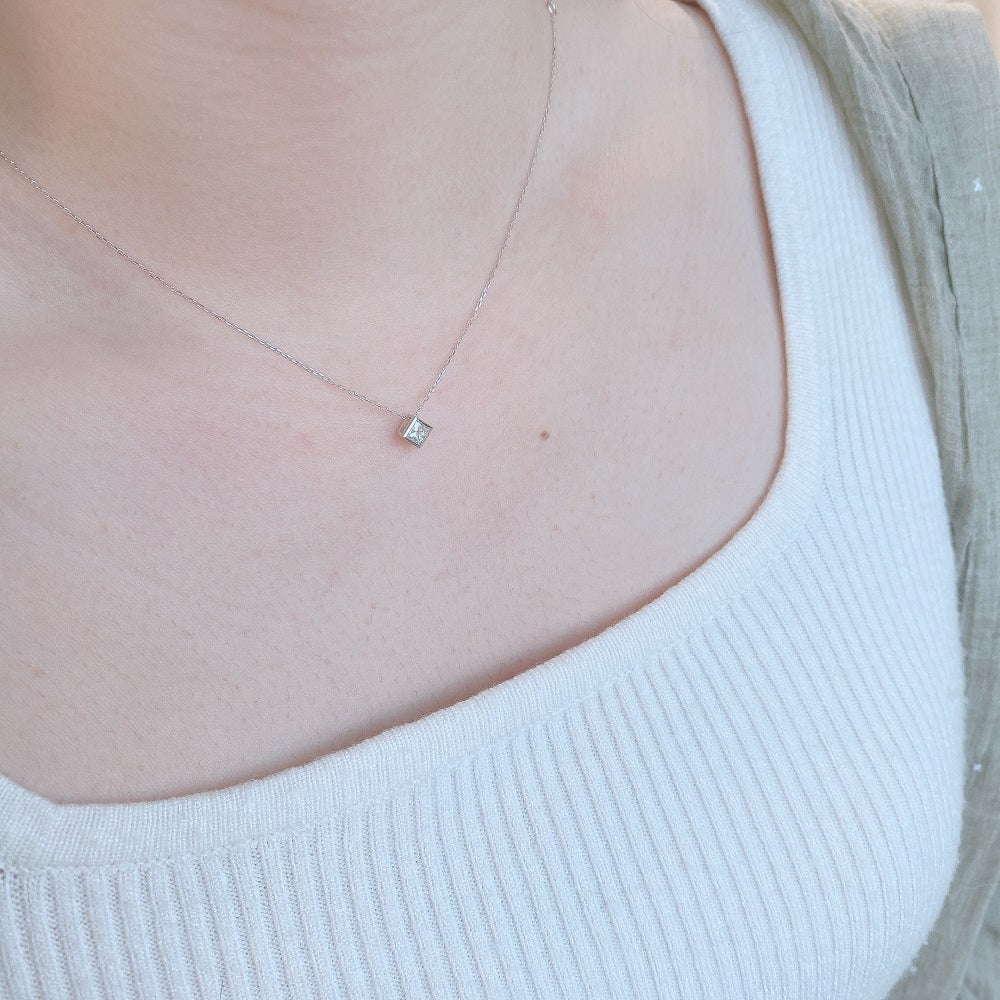 鑽石吊墜 – ATP6421(M) (連18K金頸鏈)