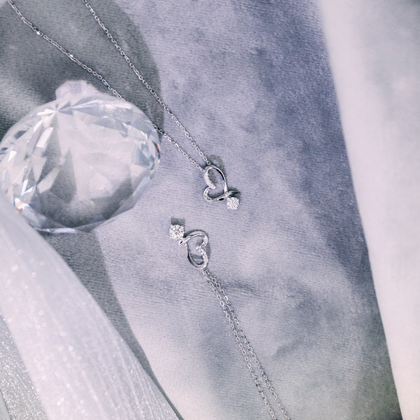 鑽石吊墜 – FMP2905-020 (不連18K金頸鏈)