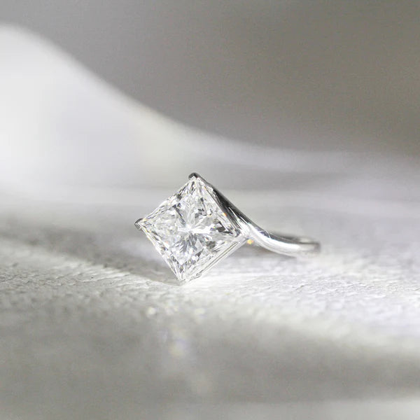 BEATRICE – TM3020SQ